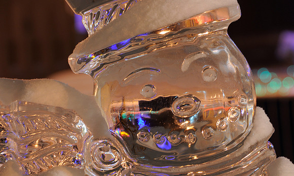 snowman-plymouth-ice-festival-013202